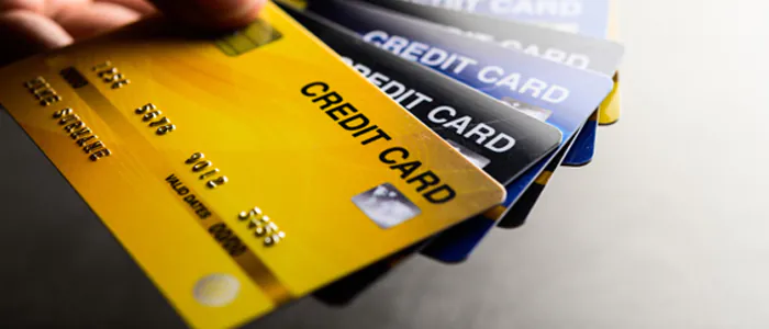 Che differenza c'è tra Postepay e carta di credito?