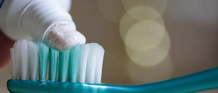 Come scegliere il miglior dentifricio per denti sensibili